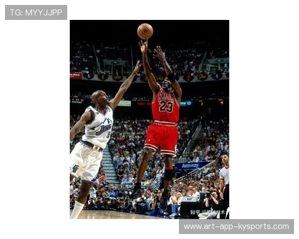 46+12+11+5！乔丹级别数据回归，坎宁安站上历史镜头